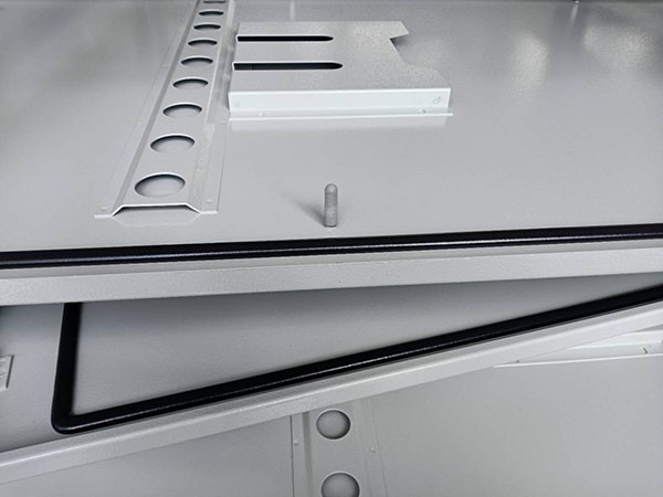 六代懸臂式常量數(shù)控密封涂膠設(shè)備